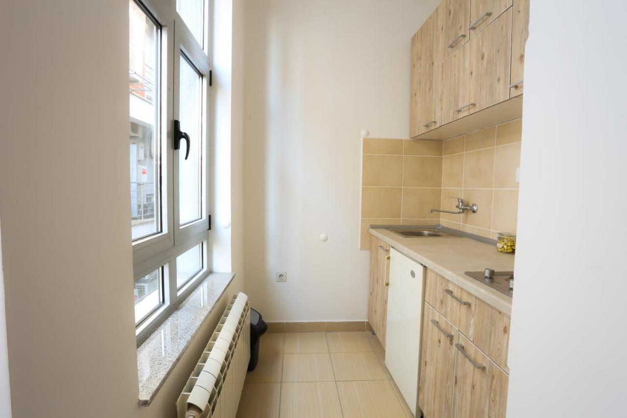 Studio Apartman Ld U Strogom Centru Новий Сад Екстер'єр фото